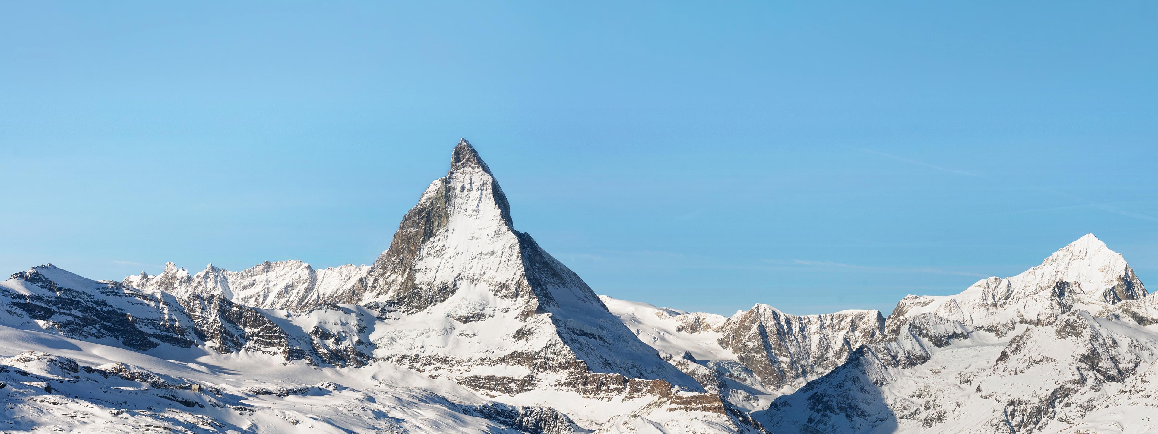 BRITA vision snowy mountaintop