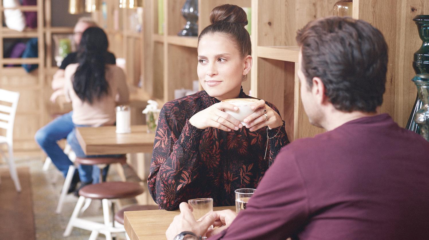 BRITA water coffee shop bakery couple in a cafe