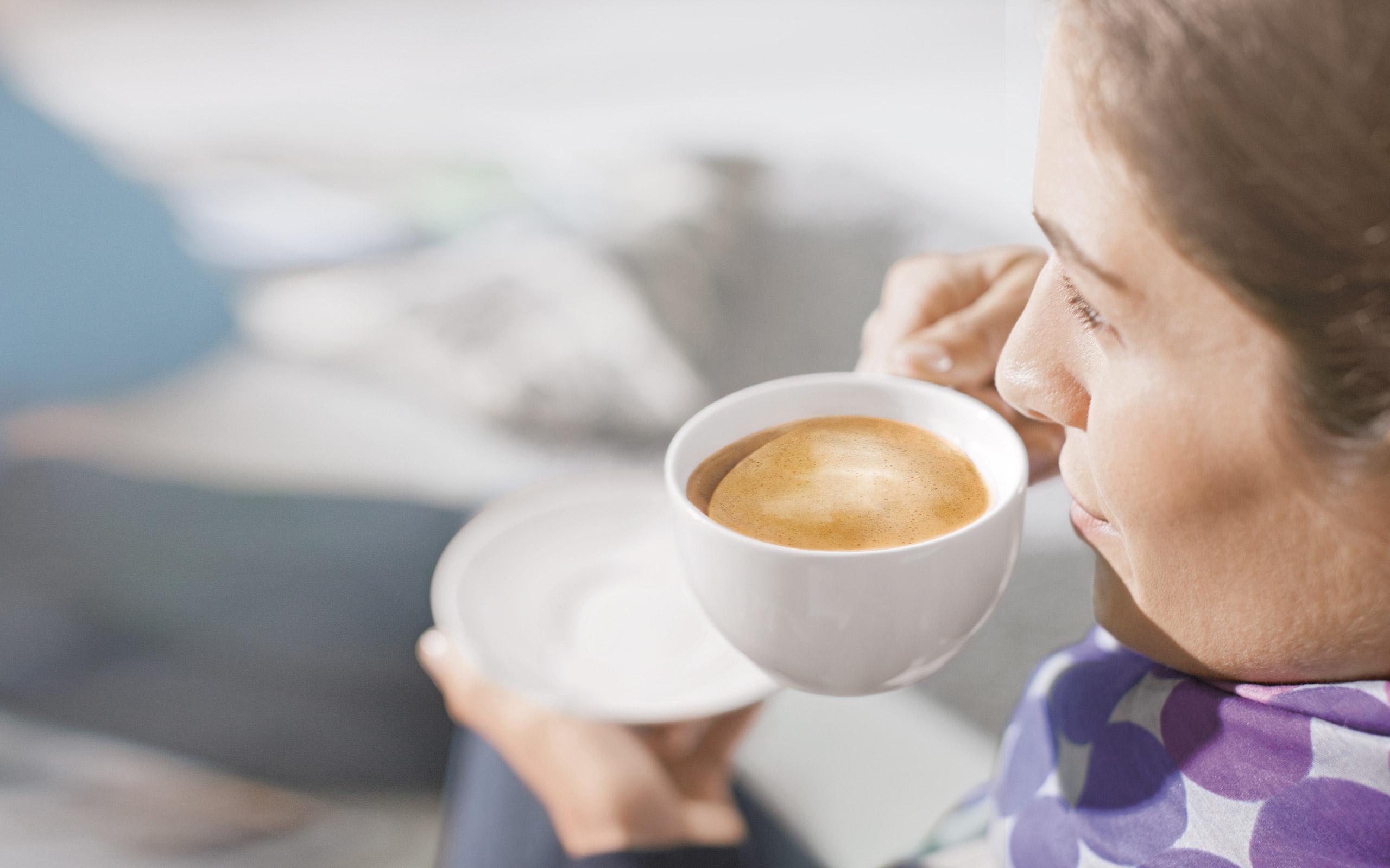 BRITA filter PURITY C Finest bakery woman coffee