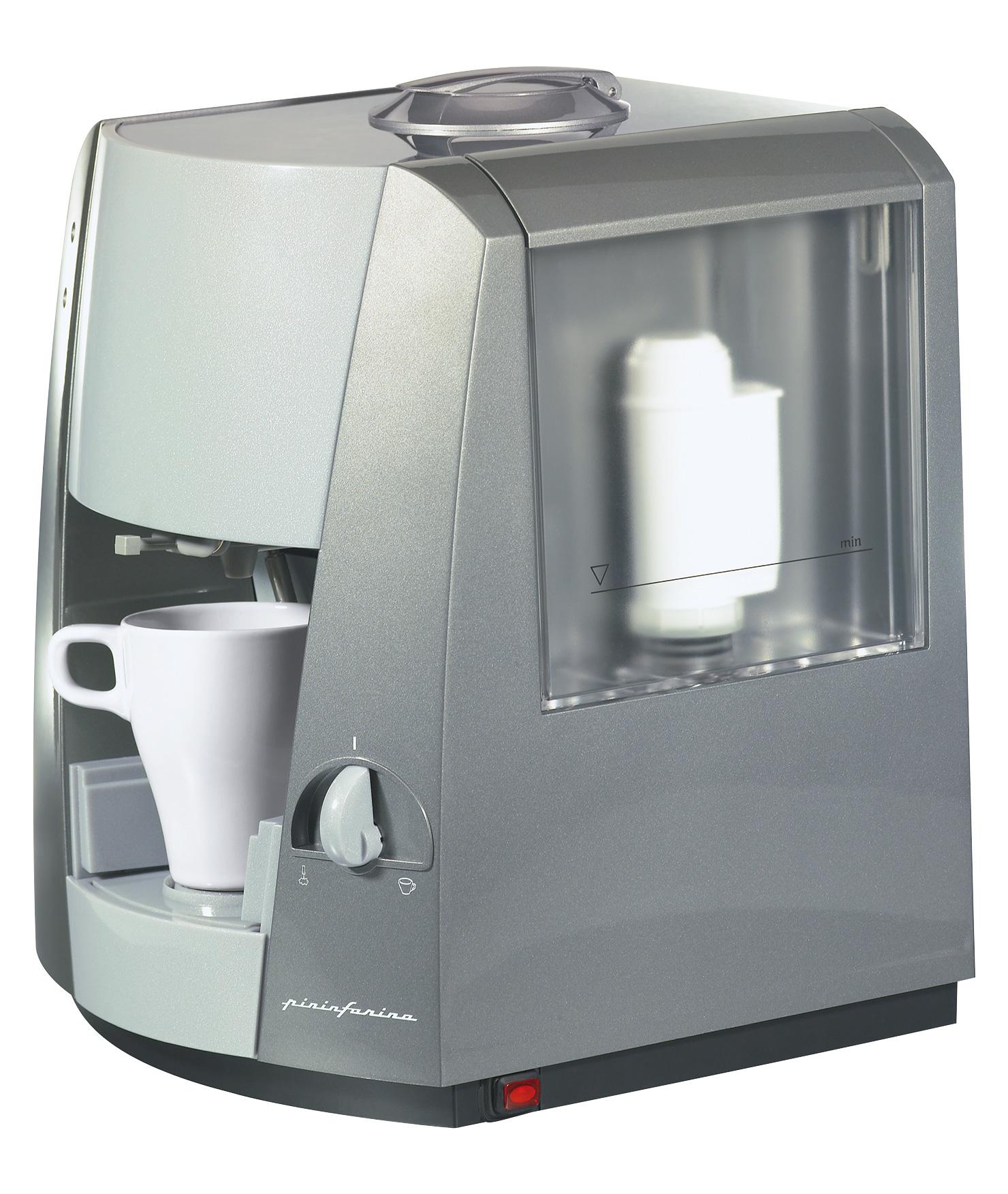 BRITA filter AquaAroma Crema in use